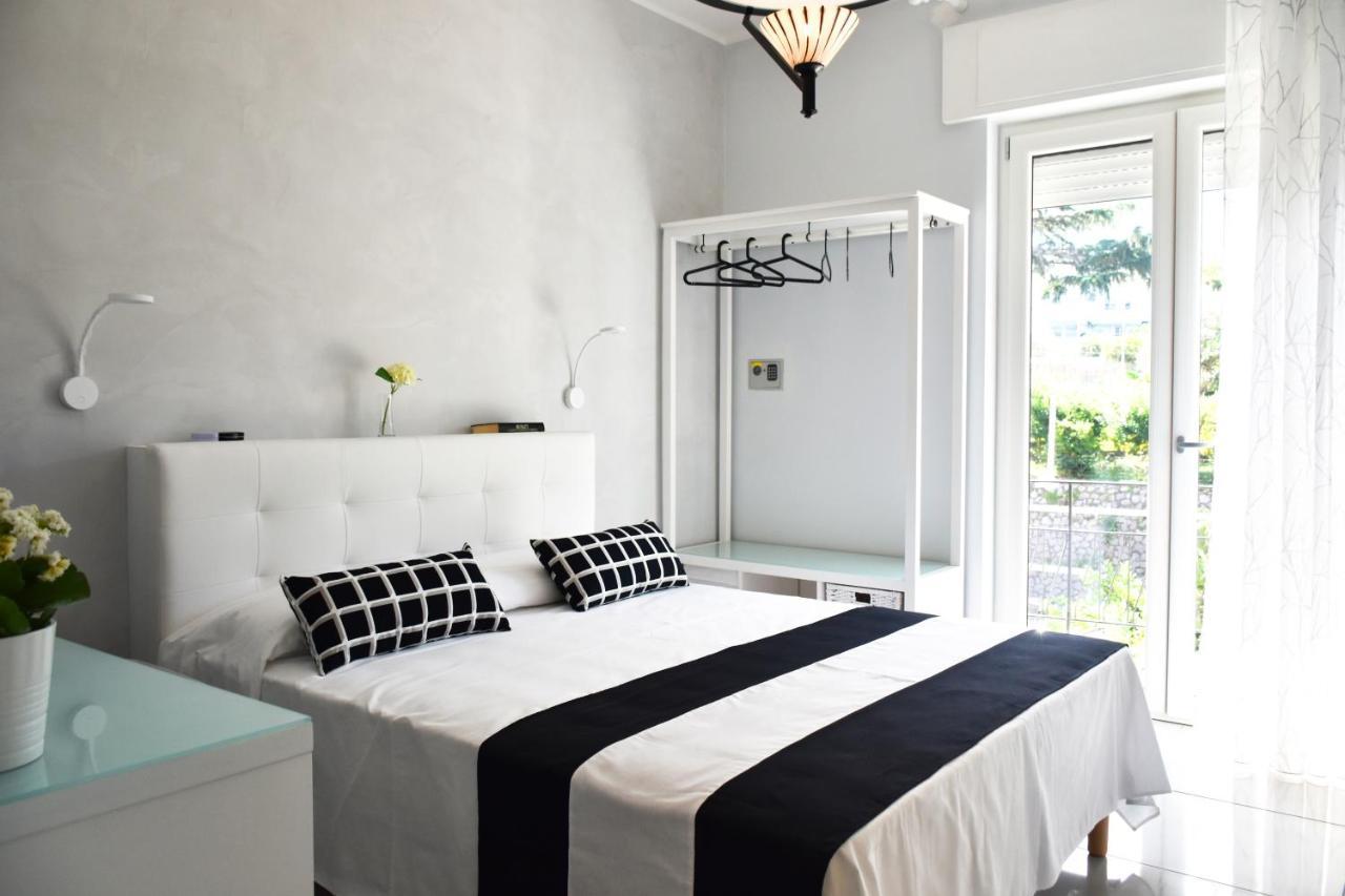 Costantino Suites Σορέντο Εξωτερικό φωτογραφία