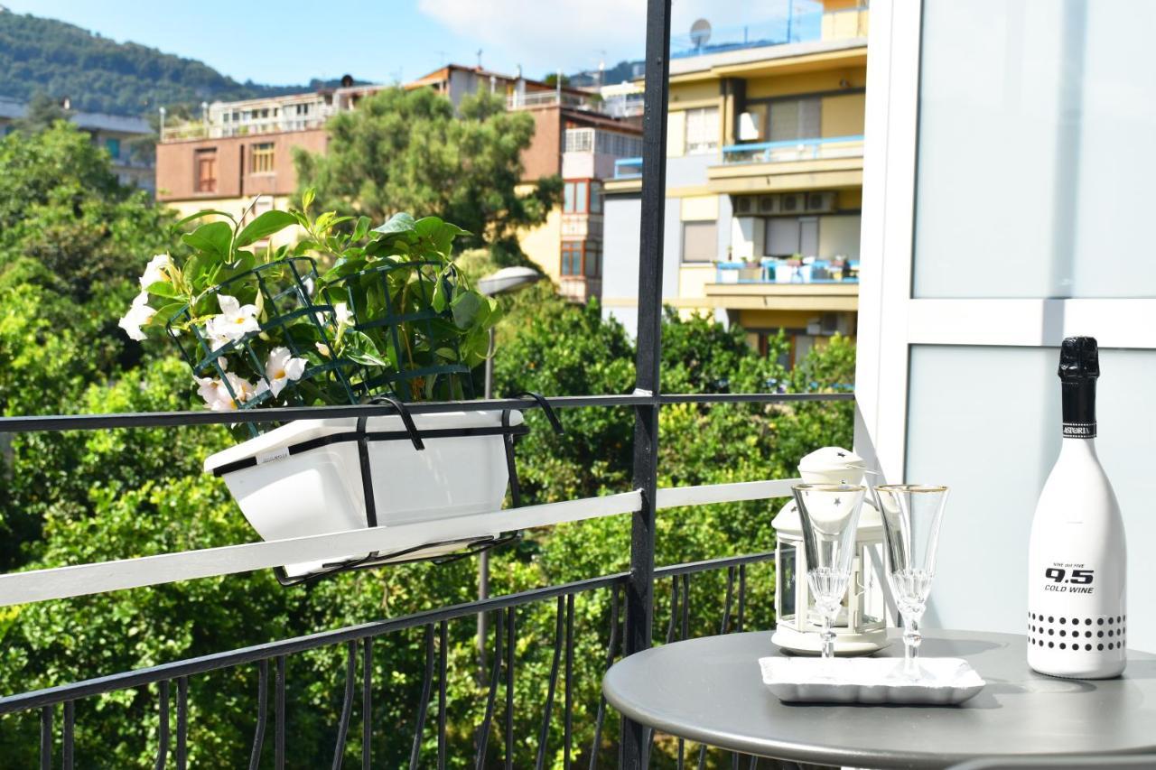 Costantino Suites Σορέντο Εξωτερικό φωτογραφία